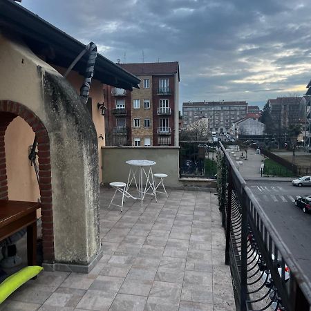 Appartement Yellow House à Turin Extérieur photo